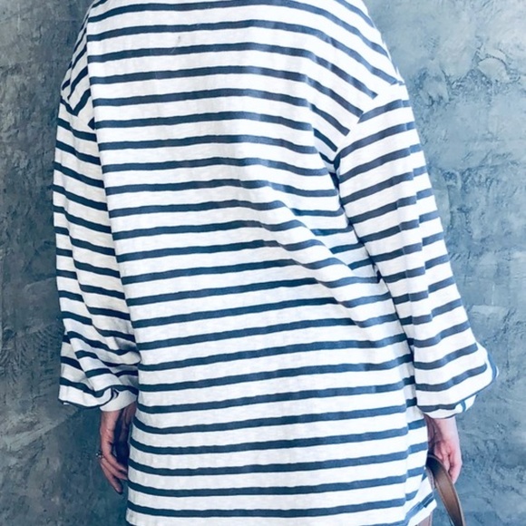 stripped balloon sleeves shirt - Picture 2 of 5